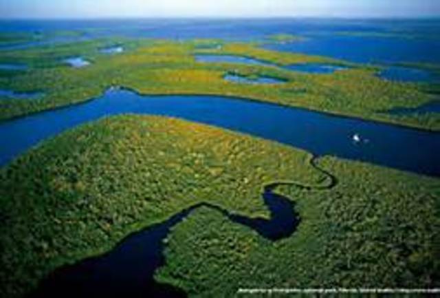 Everglade National Park Established