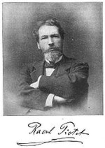 Raoul Pictet of Switzerland , invented a compressor system using sulfuro dioxide instead ammonia, considerd toxic