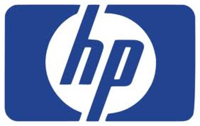 Hewlett Packard introduces its HP-85.