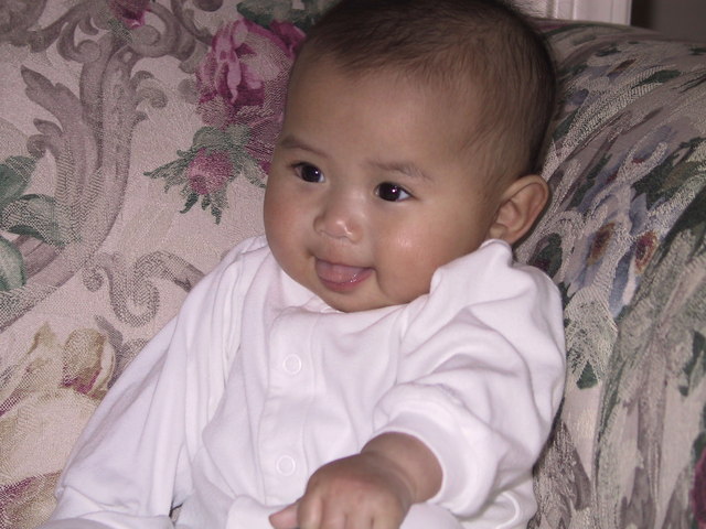 Caroline, the first little sister is born