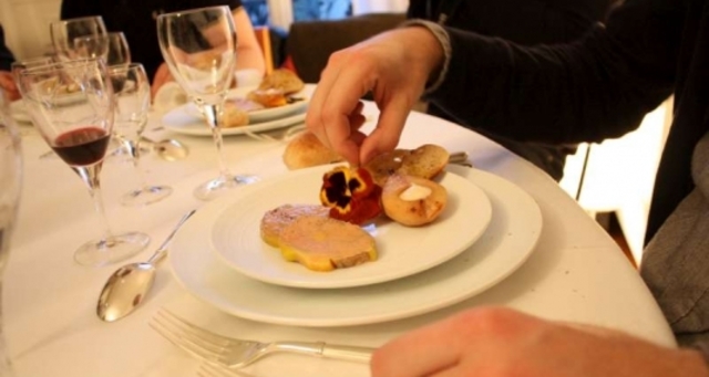 Le repas gastronomique