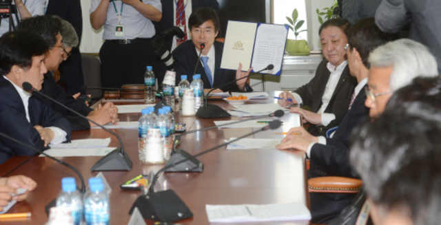 밀양 송전탑 공사가 협의체 운영 기간인 40여 일간 공사 중단