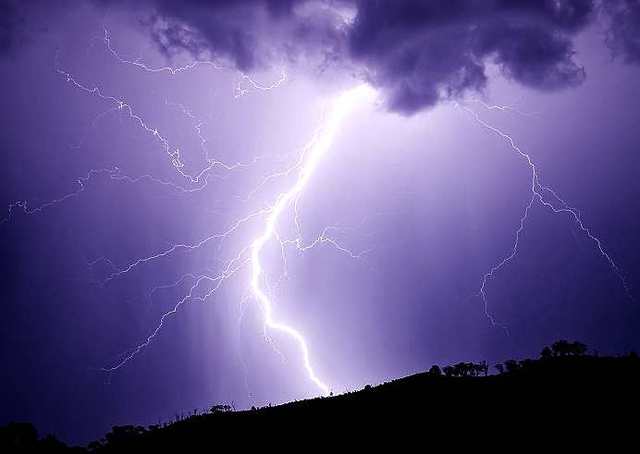 Zeus's Lightning Bolt!