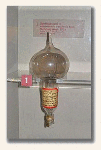 Thomas Edison's best invetion ''The Light Bulb''