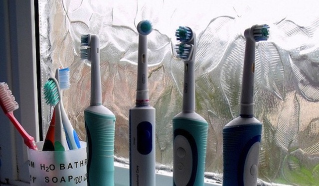 electric tooth brush