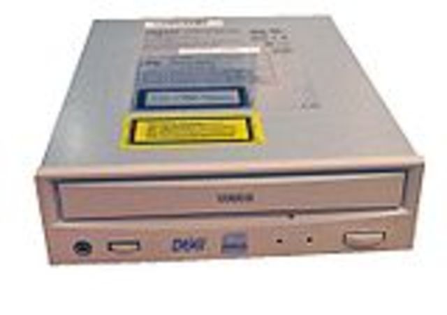 se introduce el CD_ROM