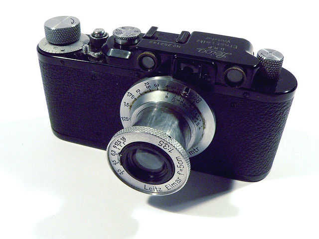 LEICA