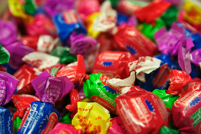 •	Blibber-Blubber was so sticky that if it popped on your skin, it would be impossible to remove!