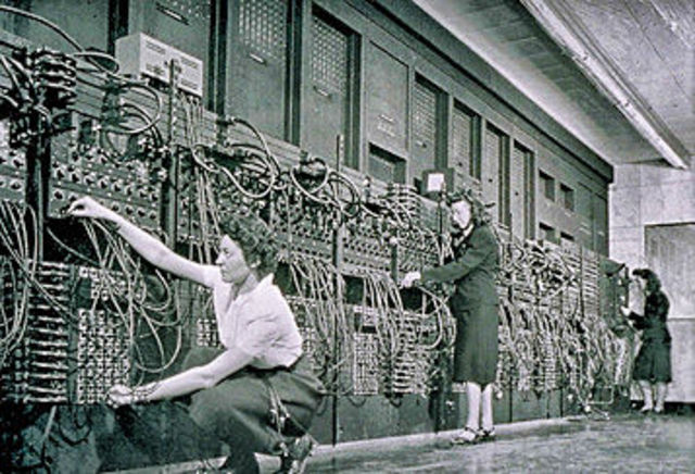 ENIAC (Electronic Numerical Integrator and Calculator)