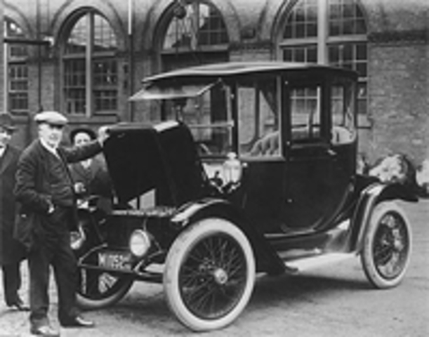 Primer auto eléctrico