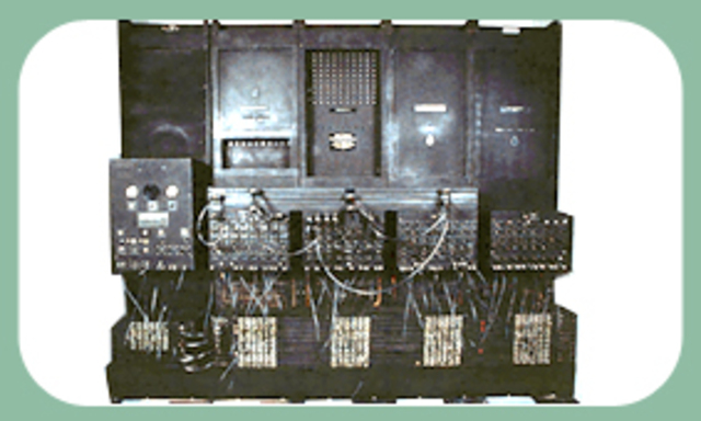 6.	ENIAC (Integrador numérico electrónico y calculadora)  1946