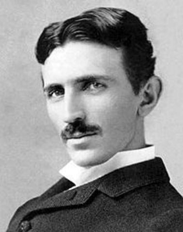 Nikola Tesla inventa el control remoto