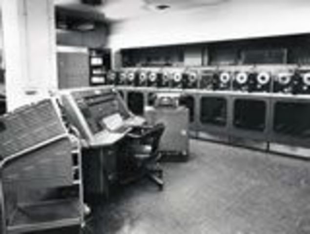 UNIVAC, la primera computadora comercial de Walter Brattain y William Shockley de Bell Labs