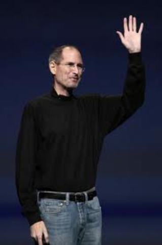 Steve Jobs resigns as CEO of Apple