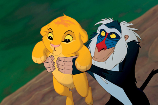 Simba is presented to the kingdom