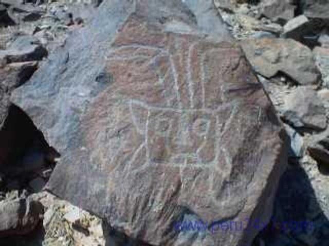 Se desccubren los petroglifos en Checta