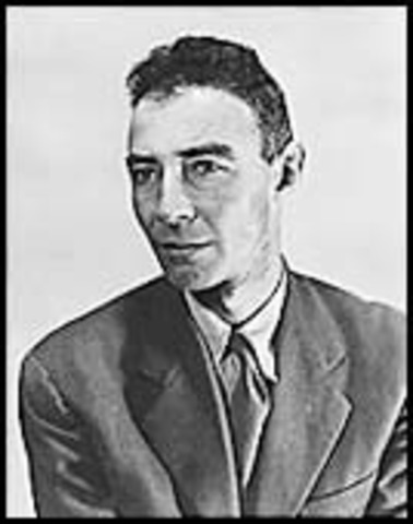 Robert Oppenheimer dies