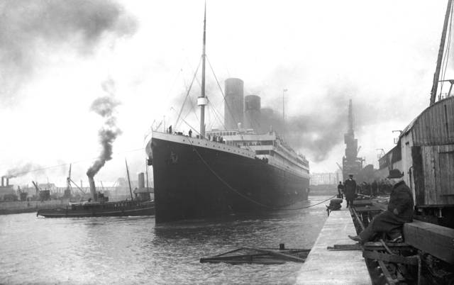 Titanic arrives in Southampton