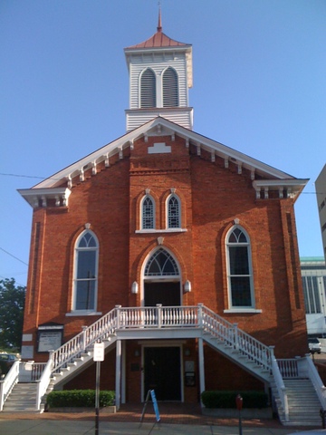 became pastor of the Dexter Avenue Baptist Church