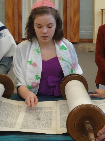 Began Tutoring B'Nei Mitzvah Students