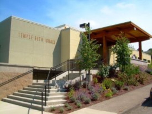 Employee at Temple Beth Israel