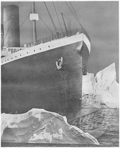 The Titanci hit the ice berg