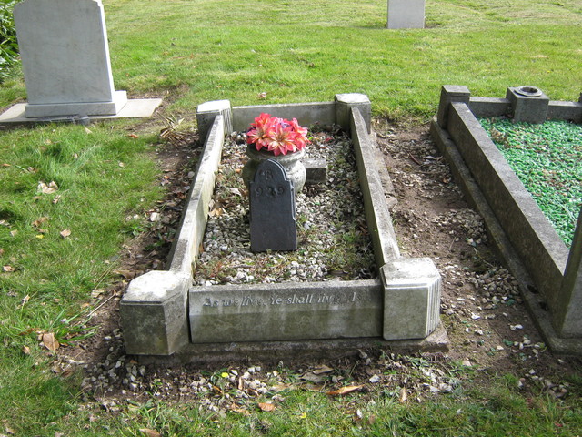 Catherine "Kitty" Hershey muere