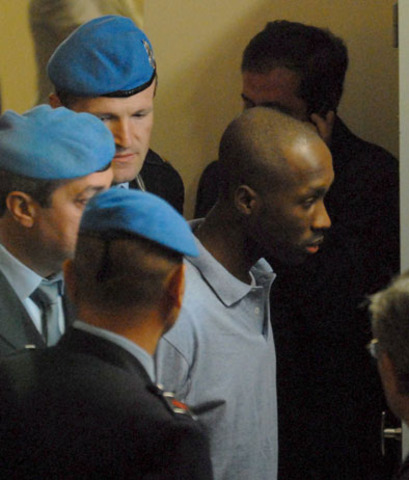 Guede condannato a 30 anni, Amanda e Raffaele a giudizio