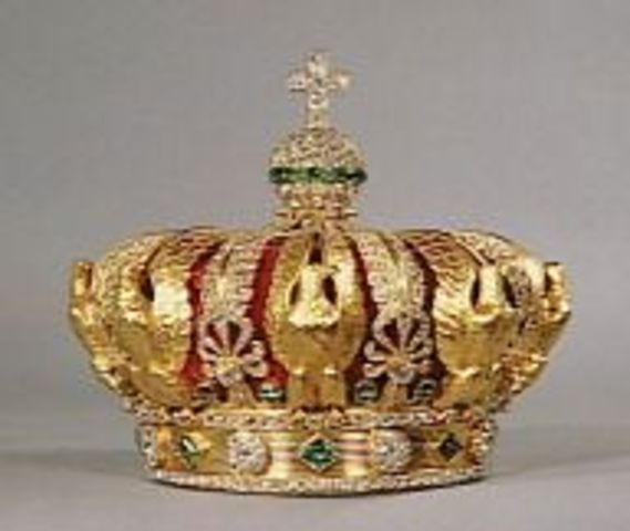 Napoleon crowns himself as empier