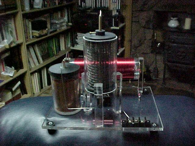 Tesla discovers X-ray radiation