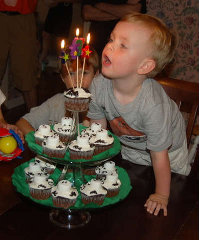 Tuve mi cumpleańos por tercera vez.