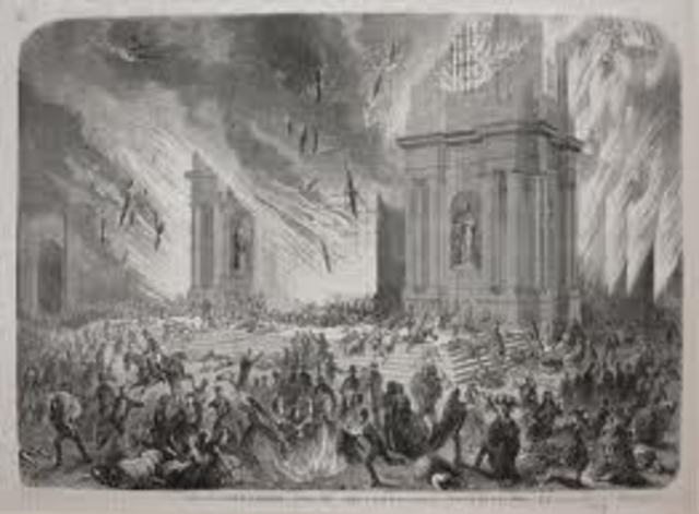 Incendio Iglesia la compañia de Jesús Santiago