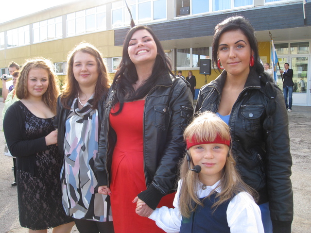 Вокальная группа старшеклассников