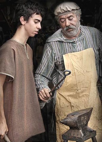 Artesanos: Instructores e inspectores (siglo IX):