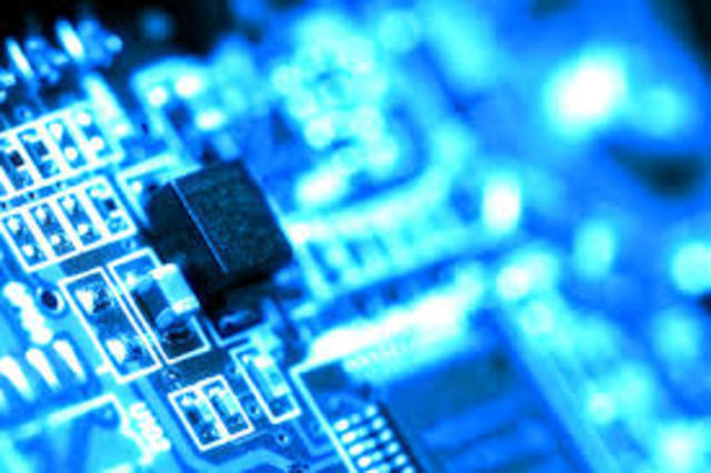 Tim Berners-Lee makes software available on the internet.