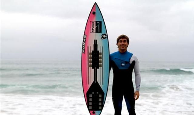 Spanish firms Tecnalia and Pukas equip a board with a gyroscope, an accelerometer, a GPS, and strain gauges to gather data.