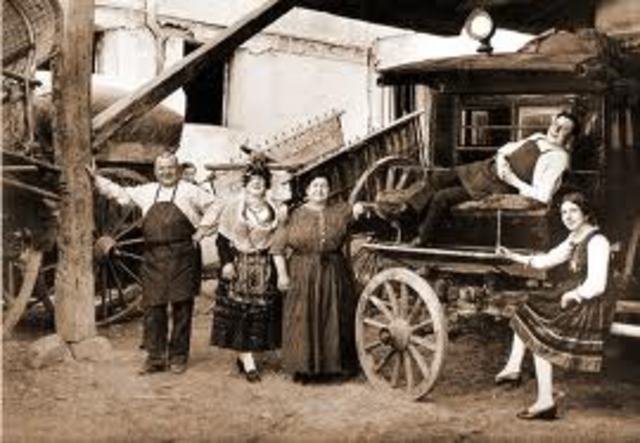 XVI Se fundo el primer meson en la CD de mexico