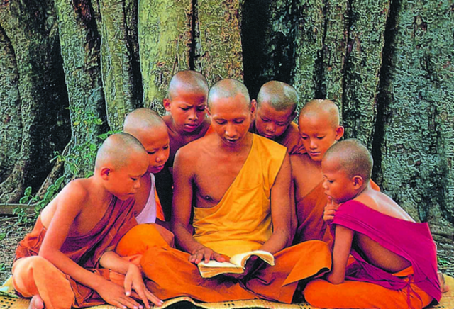 Buddhism arrives in China