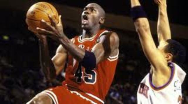 Five games into his comeback, Michael Jordan shook off the rust and showed he still had big-time game by exploding for 55 points against the Knicks.