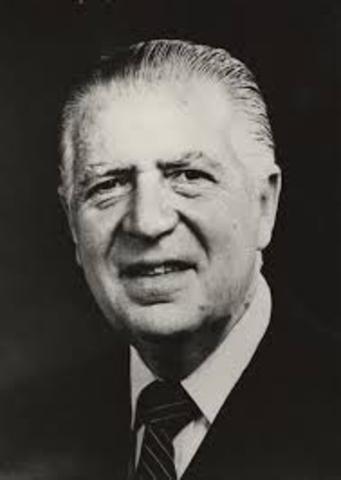 Culmina el Gobierno de Belaúnde Terry