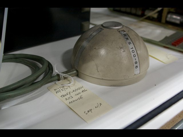 Se comercializa el primer mouse