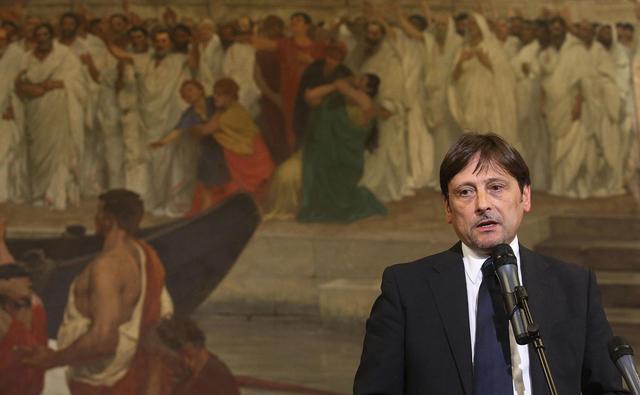 La Giunta dice sì alla decadenza