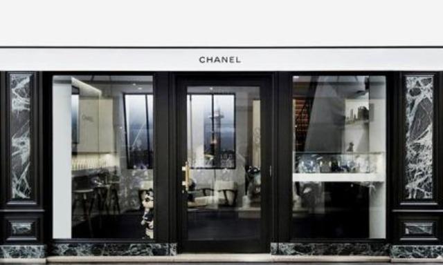 L`ouverture de la boutiques à Paris.