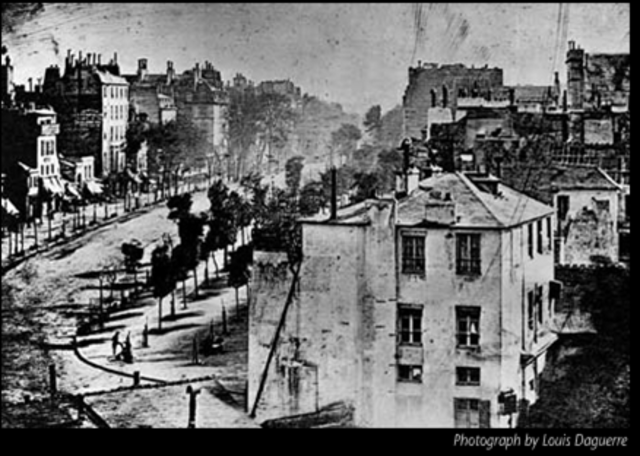 Primeira Foto de uma Pessoa