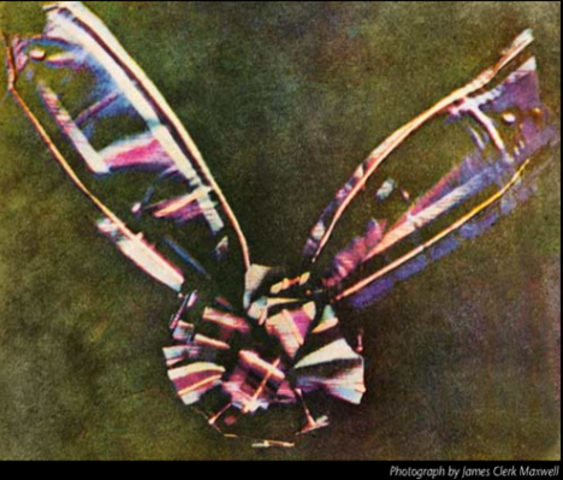 Primeira fotografia a cores