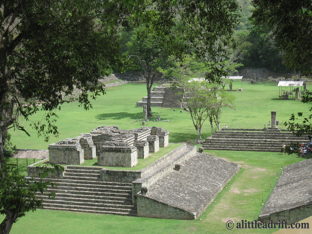 group of Villages in Olmecs areas form to a civilization