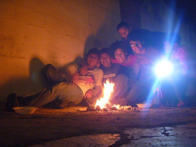 Campamento con amigos de la secundaria
