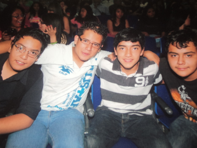 FIESTA CON AMIGOS 2011