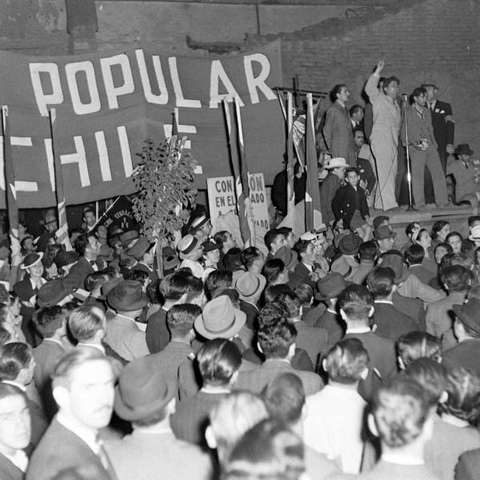 Se crea el Frente Popular