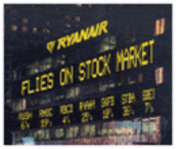 Ryanair floats on stock market